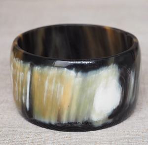 Bracelet en corne de buffle écologique fait à la main Bracelet Disco naturel épais en bijoux de mode pour femmes de style tribal - Product Image 2