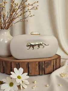 Bolso de mano de diseñador para mujer, marca Rose for Canvas, estilo Sabyasachi, con cremallera, estampado de leopardo, bordado, moderno, para cosméticos, invierno - Product Image 3