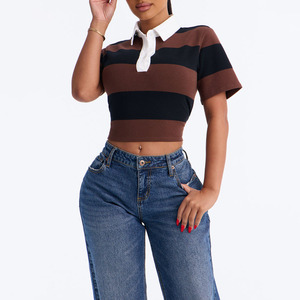 Polo court rayé pour femme, manches courtes, coupe ajustée, style tendance, boutonné, personnalisable, vente en gros - Product Image 2