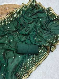 Fournisseur indien de saris et chemisiers traditionnels en soie Vichitra bicolore, richement brodés avec du papier Gota, de la marque Saree Love. - Product Image 5