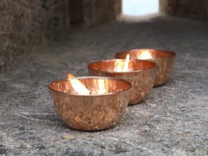 Plato para Velas de Cobre Puro, Resistente al Deslustre, Portavelas Flotante para Decoración Festiva y de Spa - Product Image 4