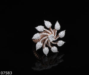 Anillo de Diamantes de Oro Rosa Sólido de 10K D'VINS JEWELS, Corte Redondo, Diamantes de Laboratorio, Joyería de Lujo para Boda, Certificado IGI, para Mujer - Product Image 1