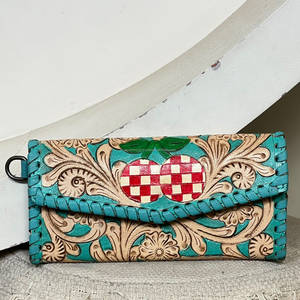 Cartera larga de cuero genuino turquesa a cuadros, hecha a mano, con elegante diseño floral de cerezas, de lujo, con correa para la muñeca, RFID, para mujer. - Product Image 3