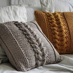 Housse de coussin géométrique tricotée avec pompons, style bohème, carrée, en coton, décorative, lavable à la main - Product Image 3