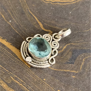 Colgante de Topacio Azul Más Vendido, Plata de Ley 925, Joyería Vintage Hecha a Mano, Regalo para Boda, Fiesta, Compromiso - Product Image 2