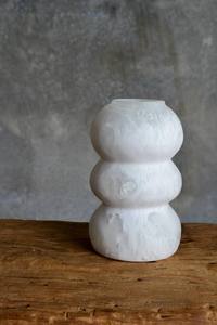 Vase à fleurs décoratif en résine écologique de style Art Déco pour la décoration d'angle de sol, fait main, prix bas, universel - Product Image 4