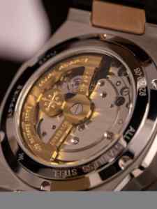 นาฬิกาอัลเล็กซานเดอร์ เฟอร์รอส รุ่น 9292D-08 ใช้กลไกอัตโนมัติ Miyota 5BAR  กระจกแซฟไฟร์ สายหนัง สแตนเลสสตีล กันน้ำ สำหรับผู้ชาย - Product Image 2