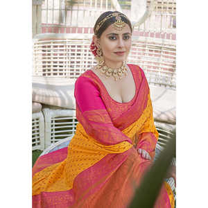 ผ้าไหมปาธานีทอมือลายบุตติ ซารี สีเหลืองสดใส น้ำหนัก 0.65 กรัม สำหรับชุดราตรี ยี่ห้ออีลิท วีฟส์ 1000 บุตติ ซารี - Product Image 1