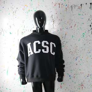 Sudadera ACSC BLACK con Cuello Alto, 100% Negro, Apliques Bordados, Cuello Ancho, Hilos Finos - Product Image 5