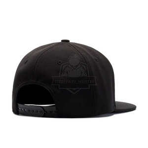 Casquette Snapback Personnalisée en Toile avec Panneaux Respirants, Calotte Structurée, Visière Plate, Fermeture Ajustable Sûre, Prête pour le Sport, 100% Coton - Product Image 3
