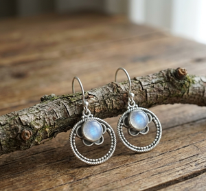 Pendientes Colgantes de Piedra Lunar Arcoíris, Plata de Ley 925, Pendientes de Aro Florales Bohemios, Joyería Hecha a Mano para Mujer, Regalo para Mujer, Mamá, Hermana - Product Image 1