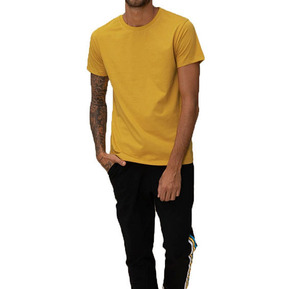 เสื้อผ้าผู้ชายน้ำหนักเบา เสื้อยืดฟิตเนส รุ่นใหม่ล่าสุด เสื้อยืดสำหรับใส่กลางแจ้งในฤดูร้อนสำหรับผู้ชาย แห้งเร็ว ระบายอากาศได้ดี เสื้อยืดออกกำลังกาย - Product Image 1