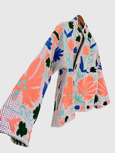 Blouson brodé à la main à motif floral, col mandarin, manches lanternes, grande taille, manteau de printemps pour femme, style carré, en polyester - Product Image 3