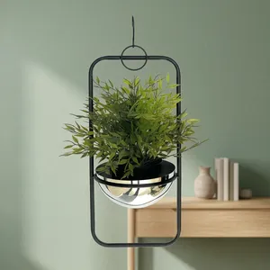 Jardinière suspendue moderne en métal avec pot réfléchissant, support mural décoratif en fer noir pour plantes contemporaines - Product Image 5