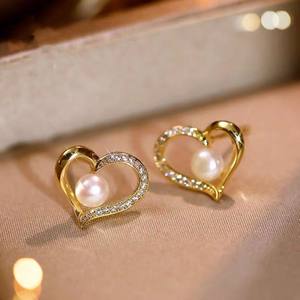 Pendientes de Perlas de Agua Dulce Tridimensionales de Moda Recién Lanzados, Joyería Exquisita de Lujo Ligero - Product Image 2