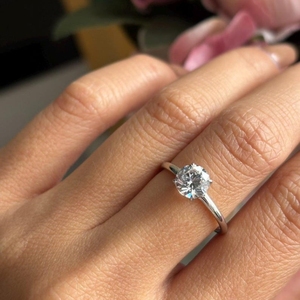 Bague pour femme en diamant de laboratoire certifié IGI, couleur F, blanc, 1,25 carat, taille ronde brillante, VS1, 9 carats, 2 grammes, diamant de laboratoire IGI, bague IGI - Product Image 2