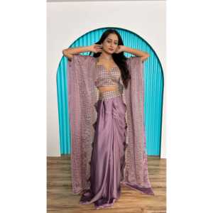 Vêtements de fête indiens et pakistanais de créateur Indo Western avec séquence et travail Dori - Product Image 2