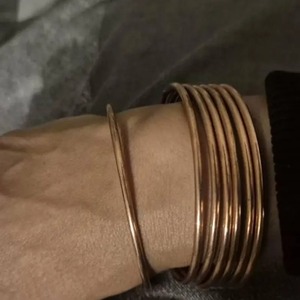 Belladec BI-WT733 Wholesale <b>Copper</b> <b>Bangles</b> Women Religious Eco Friendly Handmade Classic Design Wedding Favors Party Use Red - Product Image 3