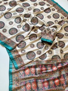 Sari de Seda Dola de Diseño de Lujo con Bordado de Hilo Kashmiri y Borde de Zari Pesado - Product Image 3
