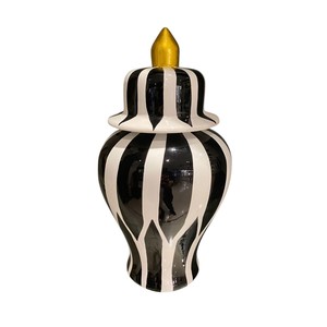 Jarrón de Metal Azul Marino con Acabado Brillante, Jarrón Decorativo con Tapa para Mesa, Centro de Mesa - Product Image 6