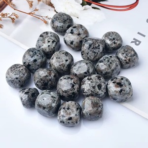 Nouveautés : Pierres naturelles Yooperlites grises de haute qualité, 20-30 mm, en vrac, pour la vente en gros - Product Image 6