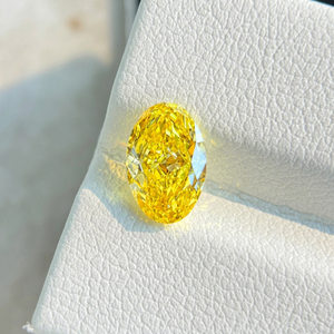 Diamante Amarillo Intenso Cultivado en Laboratorio, Corte Ovalado, Certificado IGI, Claridad VS1 - Product Image 1