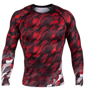 Camiseta de compresión (Rash Guard) para MMA y BJJ, personalizada con impresión digital, UPF50+, de secado rápido, transpirable, OEM, para hombre, manga larga, sublimación. - Product Image 1