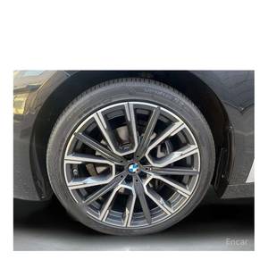 BMW Série 7 730d XDrive M Sport Automatique Diesel Février 2021 96 267 km Sièges en cuir Volant à gauche - Product Image 5