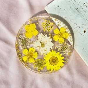 Handmade Eco-Friendly Resin <b>Flower</b> Coaster Real <b>Pressed</b> <b>Flowers</b> Gold Foil Colorful Floral Design-Customizable Size Color Unique - Product Image 4