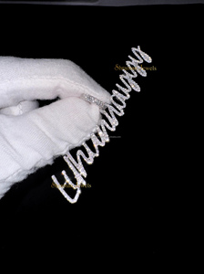 Colgante de Placa con Nombre Personalizado en Plata 925, Estilo Moderno, Letra Cursiva Grande, Incrustaciones Brillantes, Diamantes VVS Cultivados en Laboratorio, Unisex, Estilo Hip Hop - Product Image 4