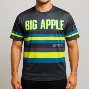 เสื้อพิคเคิลบอลผู้ชาย Big Apple แบบซับลิเมชั่น คอกลม แขนสั้น ระบายเหงื่อได้ดี ลายทาง ทรงแอธเลติก ผลิตจากโพลีเอสเตอร์ 100% - Product Image 1