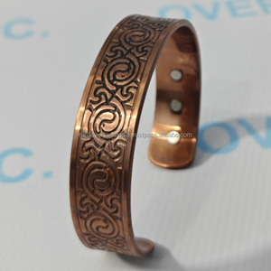 Bracelet magnétique en cuivre artisanal, aimant puissant, accessoire pour la guérison spirituelle, l'équilibre énergétique et le yoga - Product Image 2