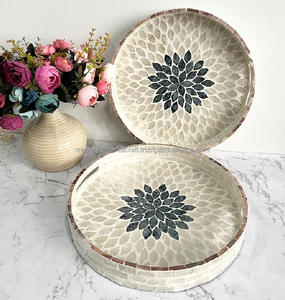 Plateau en nacre avec pièce polie à la main et à la main pour une taille personnalisée - Product Image 1