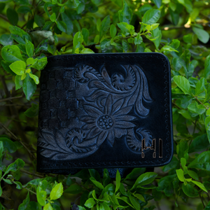 Portefeuille bifold en cuir de vachette gravé floral vintage pour homme, blocage RFID, style western - Product Image 1