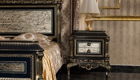 Ensemble de chambre à coucher de luxe antique de style mid-century, capitonné noir et or, en bois de teck massif, avec chevets California King Curio, pour usage hôtelier