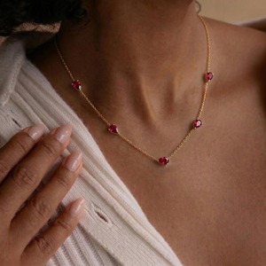 Collier en or avec rubis, collier avec pendentif rubis en forme de poire, chaîne délicate avec pierre précieuse rouge, bijoux pierre de naissance de juillet pour femme - Product Image 3