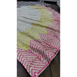 Ropa de fiesta Lehenga Choli de lana y mezclas para mujer de diseñador con espejo de papel intrincado y trabajo de varios hilos - Product Image 3