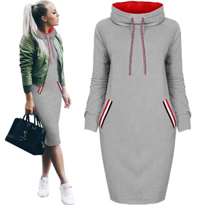 Vestido con capucha para mujer, manga larga, cuello alto, bolsillos con cordón, informal, otoño, gris, forro rojo - Product Image 1