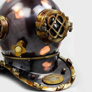 Casco de Buceo Vintage de Latón, Marca V de la Marina Estadounidense, para Buceo Profundo, Estilo Boston - Product Image 3