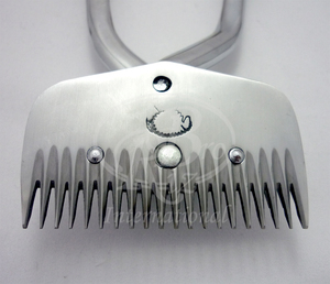 Esquiladora manual para ganado con cuchillas de acero cromadas, mangos de estaño, empuñaduras de madera, acabado satinado reutilizable, 11 pulgadas de largo - Product Image 2