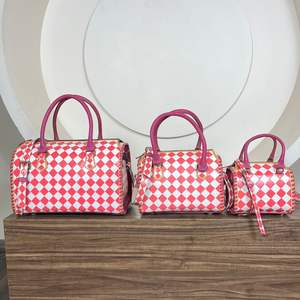 Nouveau Sac de Voyage Compact en Cuir Damier Fait Main de Luxe avec Poignée Supérieure et Bandoulière pour Femme - Product Image 5