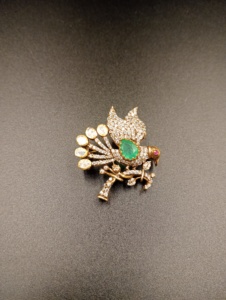 Bird-Shaped Silver Gold-Plated Brooch <b>Pins</b> Emerald Brilliant Cut Crystal Rhinestones Unisex Wedding Fashion Accessories for - Product Image 5