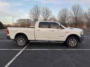 Camioneta Doble Cabina DODGE Ram 3500 2025 de Lujo, Premium, Certificada y Usada - Product Image 2