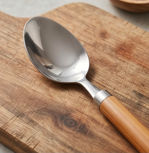 Ensemble de couverts en acier inoxydable avec manche en bois, design minimaliste, passe au lave-vaisselle, pour le camping et les repas - Product Image 3
