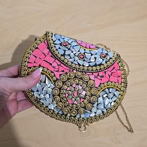 Bolso de Mano de Fiesta Elegante, Hecho a Mano, de Metal Antiguo de Lujo para Mujer - Product Image 4