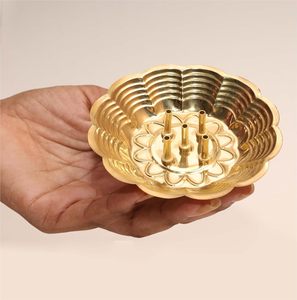 Porte-encens en laiton pour Pooja, support pour bâtonnets d'encens avec récupérateur de cendres, rond décoratif doré de 4 pouces, base en bois pour la décoration intérieure - Product Image 5