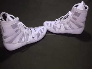 2025 zapatos de entrenamiento de boxeo y lucha antideslizantes profesionales equipo ligero de Venta caliente - Product Image 3