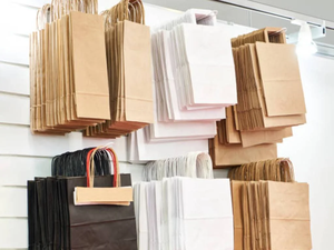 Grande vente sacs en papier kraft avec poignées taille mixte-sacs à provisions/cadeaux/alimentaires imprimés avec logo personnalisé de haute qualité au Vietnam - Product Image 6