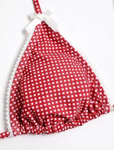 Conjunto de bikini de 2 piezas a cuadros rojos para mujer, top triangular con cuello pronunciado, braga brasileña, ribete en contraste, encaje y elástico, traje de baño. - Product Image 4