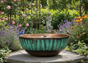 Fournisseur indien de bains et mangeoires pour oiseaux en métal, bain pour oiseaux en cuivre pur avec support décoratif floral - Product Image 6